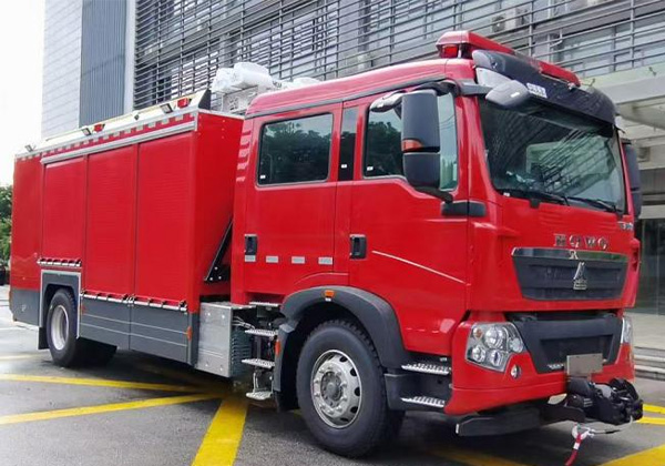 化學救援消防車