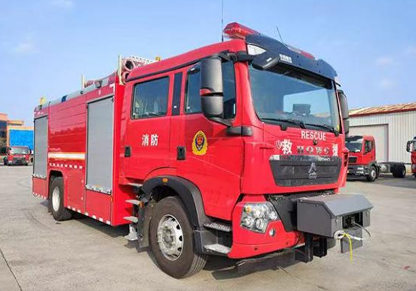 泡沫消防車