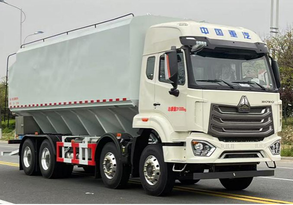 散裝飼料運(yùn)輸車